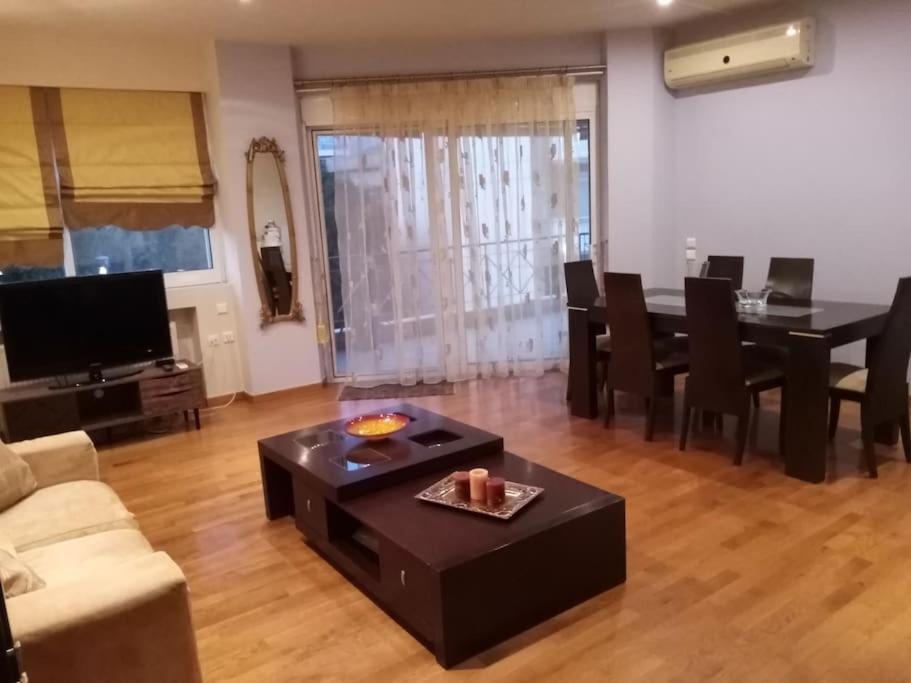 Τεσσαρι Στον Ναυτικο Ομιλο Χiου Apartment Chios Town Exterior foto